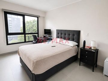 Exclusivo Flat 48M2 En Piso 8 Amoblado Y Cochera