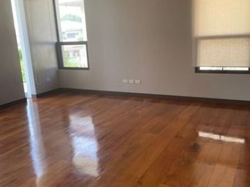 HOUSE AND LOT FOR SALE AT AYALA ALABANG