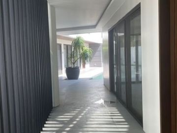 HOUSE AND LOT FOR SALE AT AYALA ALABANG