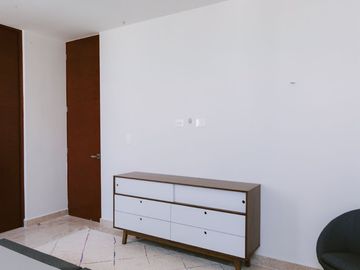 Casa de 3 habitaciones en venta en privada Arena en Merida