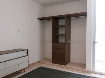 Casa de 3 habitaciones en venta en privada Arena en Merida