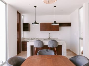 Casa de 3 habitaciones en venta en privada Arena en Merida