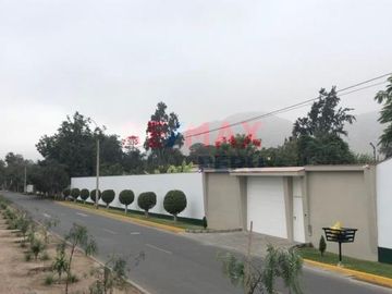 Terreno En Zona Exclusiva De Cieneguilla