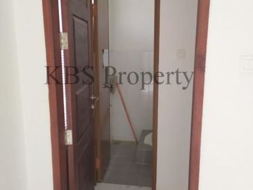 Disewa Rumah 2 Lantai Lokasi Villa Panbil - Batam