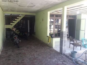 Rumah Medayu Rungkut Hadap Selatan