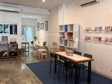 Dijual Ruko Emerald Bintaro Sektor 9 Lokasi Strategis Siap Pakai