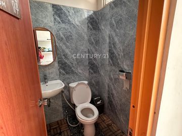 Dijual Ruko Emerald Bintaro Sektor 9 Lokasi Strategis Siap Pakai
