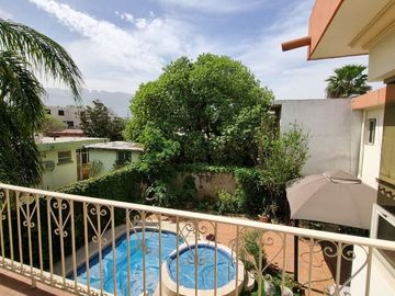 CASA EN VENTA EN MITRAS SUR