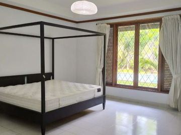 For Rent Beautiful Big House inside Cluster at Cipete