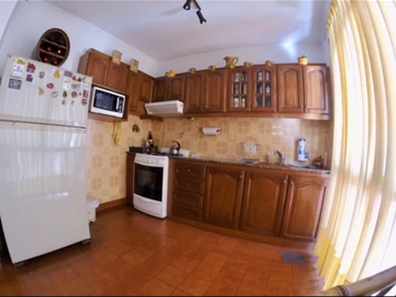 Duplex tipo chalet 5 ambientes