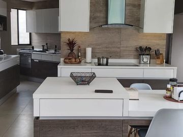 VENTA DE CASA EN GUAYLLABAMBA POR ESTRENAR 4 HABITACIONES
