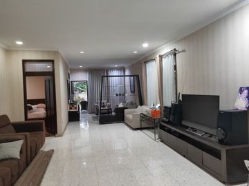 dijual rumah klasik minimalis cantik geger kalong Bandung dekat tol