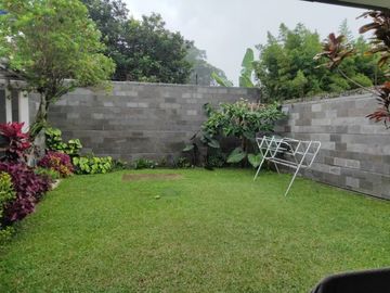 dijual rumah klasik minimalis cantik geger kalong Bandung dekat tol