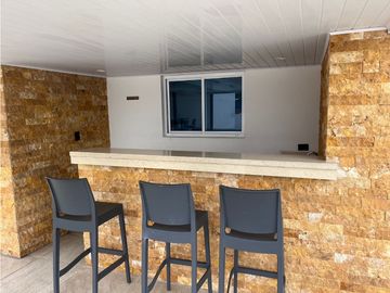 SEA CONFIABLE VENDE APARTAMENTO EN PH CRISTAL BLUE