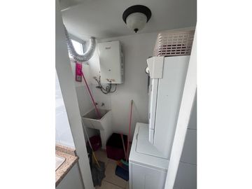 SEA CONFIABLE VENDE APARTAMENTO EN PH CRISTAL BLUE
