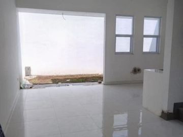 Rumah Ready Stock Dilewati Angkot di Kota Bandung Arcamanik Cisaranten Antapani