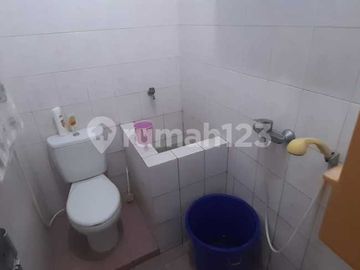 Rumah Bagus Dan Luas Diatas Lahan Yang Cukup Luas