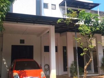 Rumah di Cinere, 2Lt dlm Prmhn yg Nyaman, Akses TOL Andara