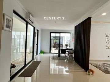 Disewakan Rumah Luas Semi Furnish Di Puri Bintaro Sektor 9