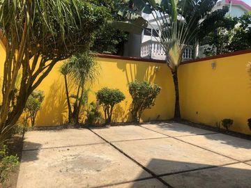Casa en Venta, Chihuahua, Col. Petrolera.