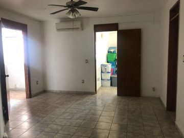 Casa en Venta, Chihuahua, Col. Petrolera.