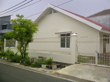 Rumah Terawat Rungkut Asri Lokasi Langsung ke Merr
