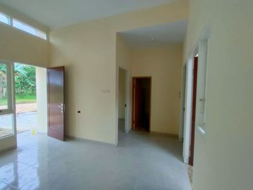 Rumah Desain Cluster Harga Subsidi Dekat Kota #8J2