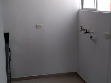 apartamento en venta en torres de comfandi. Cod V118589