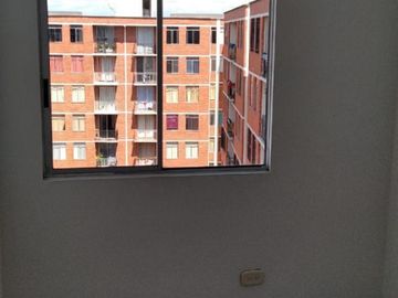 apartamento en venta en torres de comfandi. Cod V118589