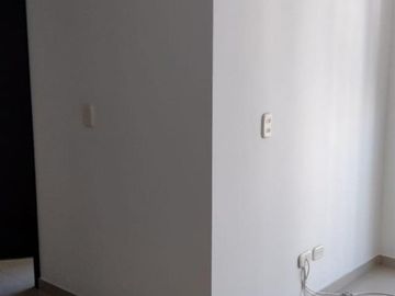 apartamento en venta en torres de comfandi. Cod V118589