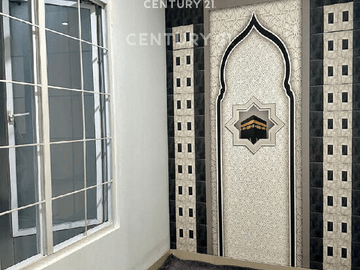 Disewakan Rumah Strategis FurnishedHarga Menarik Bintaro Sektor 4