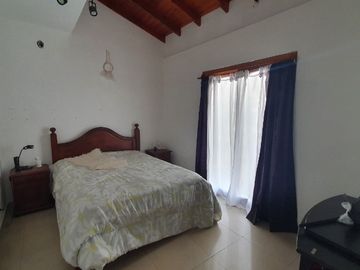 Casa para 2 Familias en venta en Lanus Oeste