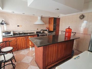 Casa para 2 Familias en venta en Lanus Oeste