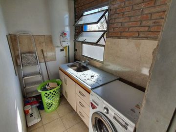 Casa para 2 Familias en venta en Lanus Oeste