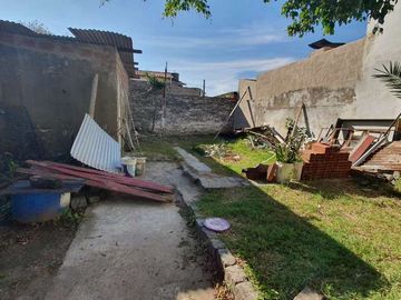 Casa para 2 Familias en venta en Lanus Oeste