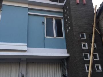 Ruko Lokasi Strategis di Jl. Tegal Rotan BTC Bintaro - 2156