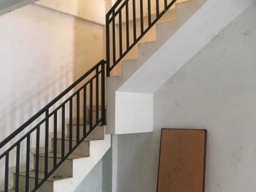 Ruko Lokasi Strategis di Jl. Tegal Rotan BTC Bintaro - 2156
