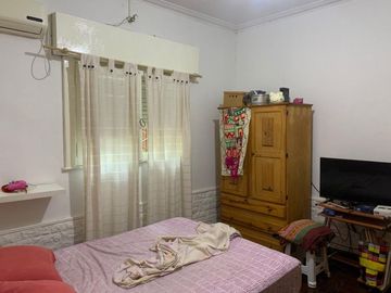 Casa con Departamento en venta en Quilmes Oeste Centro