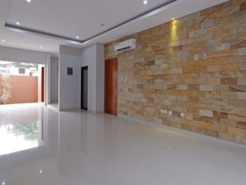 Rumah Mewah Eksklusive di Menteng Bintaro 6580