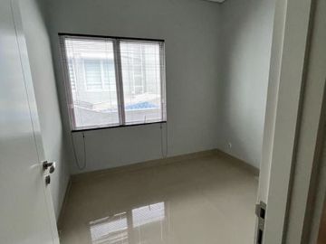 A house semi-furnished rented IDR 8.5 million/month
