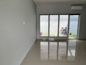A house semi-furnished rented IDR 8.5 million/month