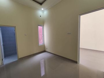 Rumah minimalis strategis dekat jalan utama raden saleh,free biaya biaya