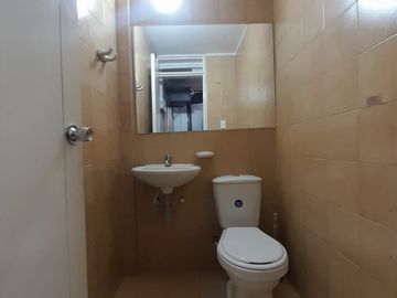 oficina en arriendo en quinta camacho. Cod A121444