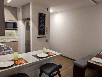 RÍO RHIN. DEPARTAMENTO AMUEBLADO Y DECORADO EN VENTA