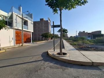 🌟 ¡Oportunidad Única para Inversionistas y Desarrolladores! 🌟

📍 Ubicación: CENTENARIO JLO - CASA BLANCA LOTE 25 MZ R-1, José Leonardo Ortiz, Chicla