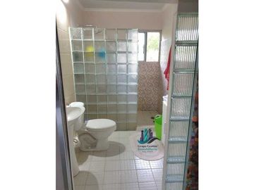 VENDO HERMOSA CASA CON TERRENO DE 1550M2 VIA FRONTERA