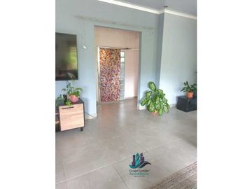 VENDO HERMOSA CASA CON TERRENO DE 1550M2 VIA FRONTERA