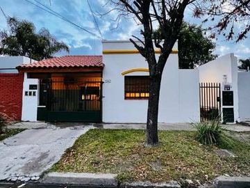 Casa PH en venta en Ituzaingo Norte