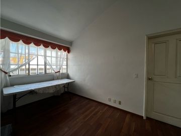 Bonita casa residencial en Revolución súper céntrica
