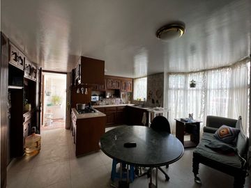 Bonita casa residencial en Revolución súper céntrica